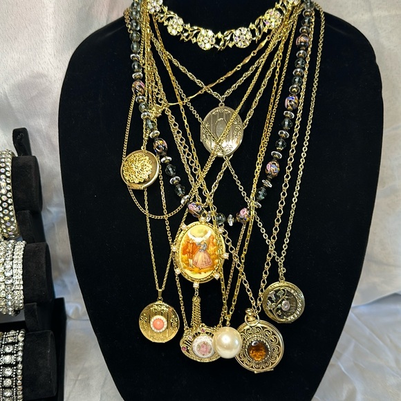 ❤️ LIKE TO BE NOTIFIED I GO LIVE ❤️ - Picture 6 of 9